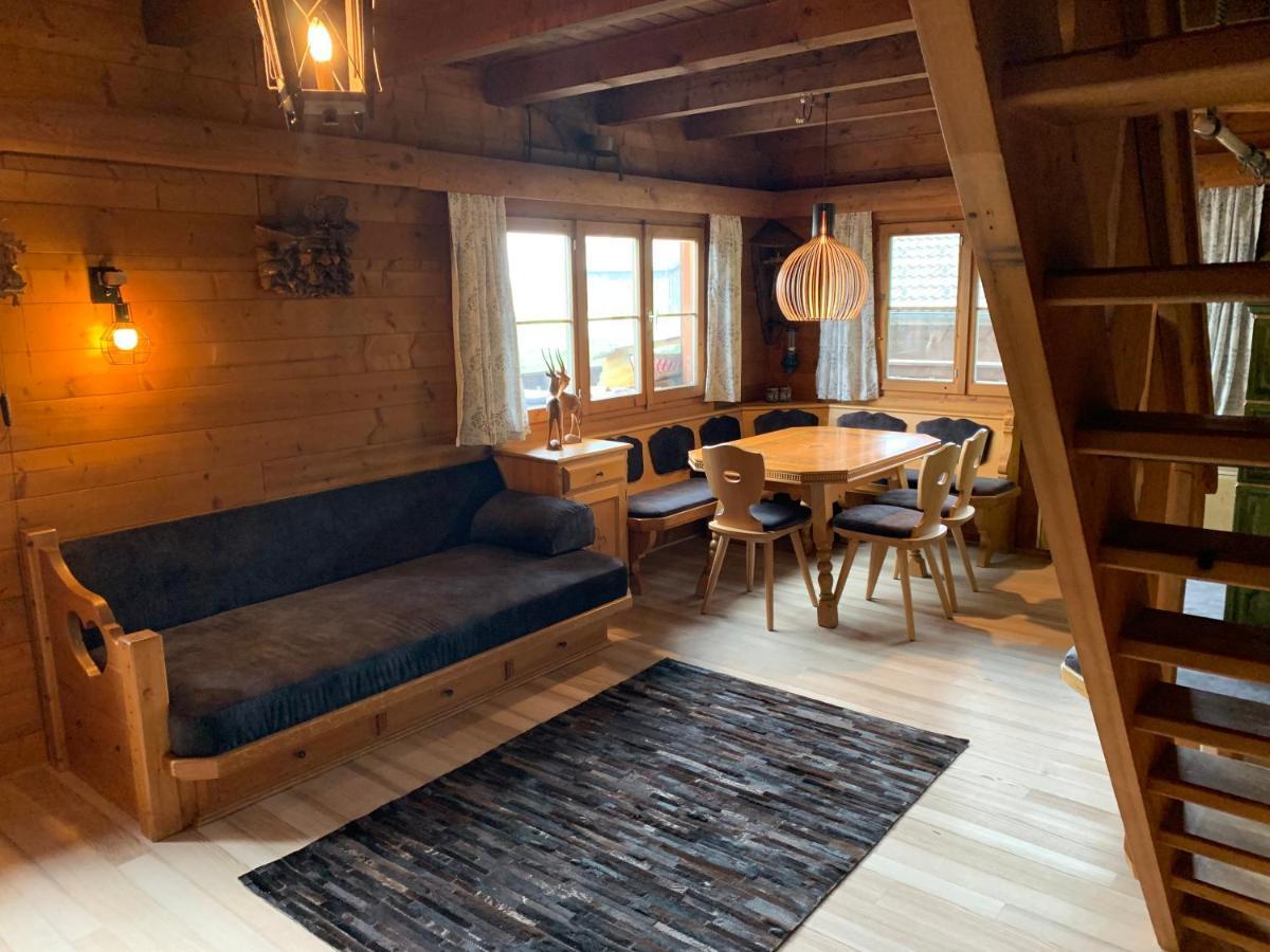Ferienwohnungen Im Blockhaus Metzler Schwarzenberg im Bregenzerwald Buitenkant foto
