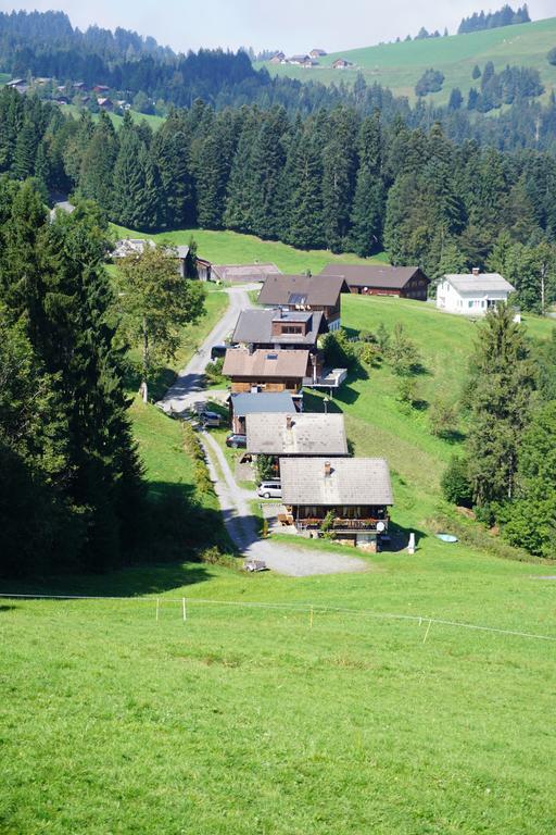 Ferienwohnungen Im Blockhaus Metzler Schwarzenberg im Bregenzerwald Buitenkant foto
